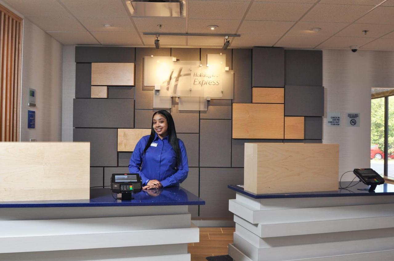 Holiday Inn Express Quantico - Stafford By Ihg Exterior foto
