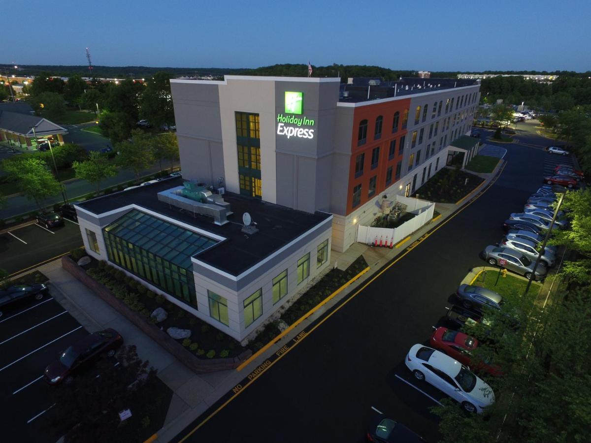 Holiday Inn Express Quantico - Stafford Exterior foto